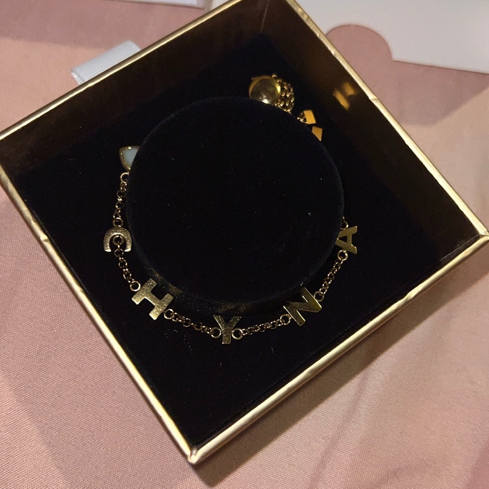 Abbott Lyon bracelet. MADE MINE NAME BRACELET (GOLD) Name: Chyna 18k gold plated